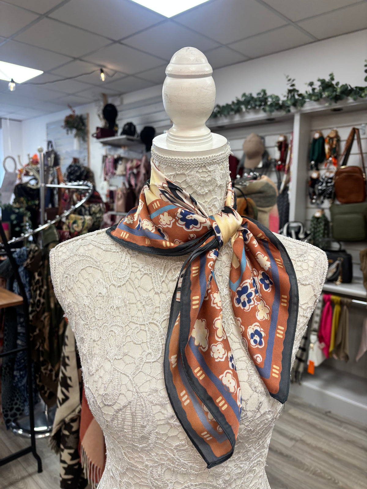 Hetty floral print neck scarf