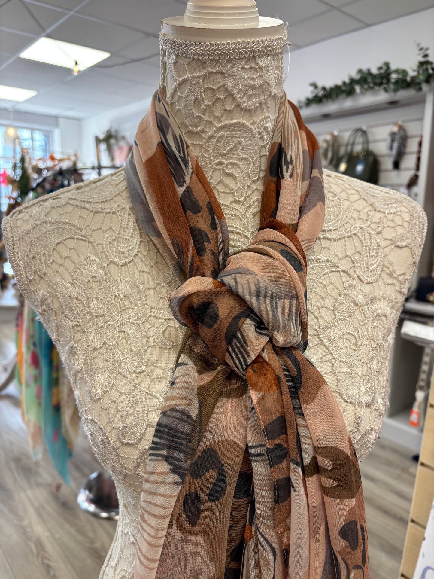 Lilian autumn print scarf