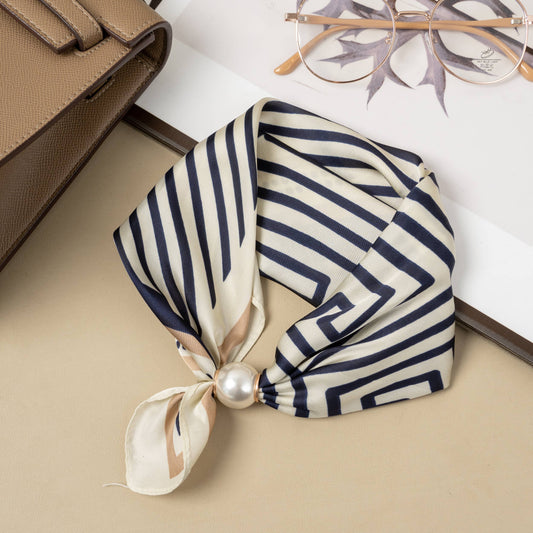 Moyà -pearl polyester scarf with geometric stripe pattern