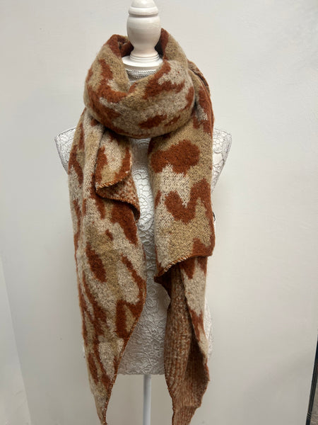 Camouflage Print Blanket Scarf