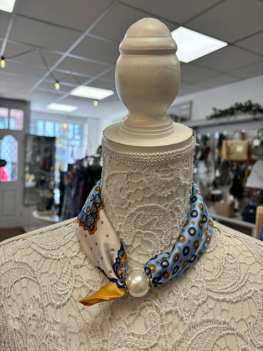 Denise magnetic neck scarf/necklace