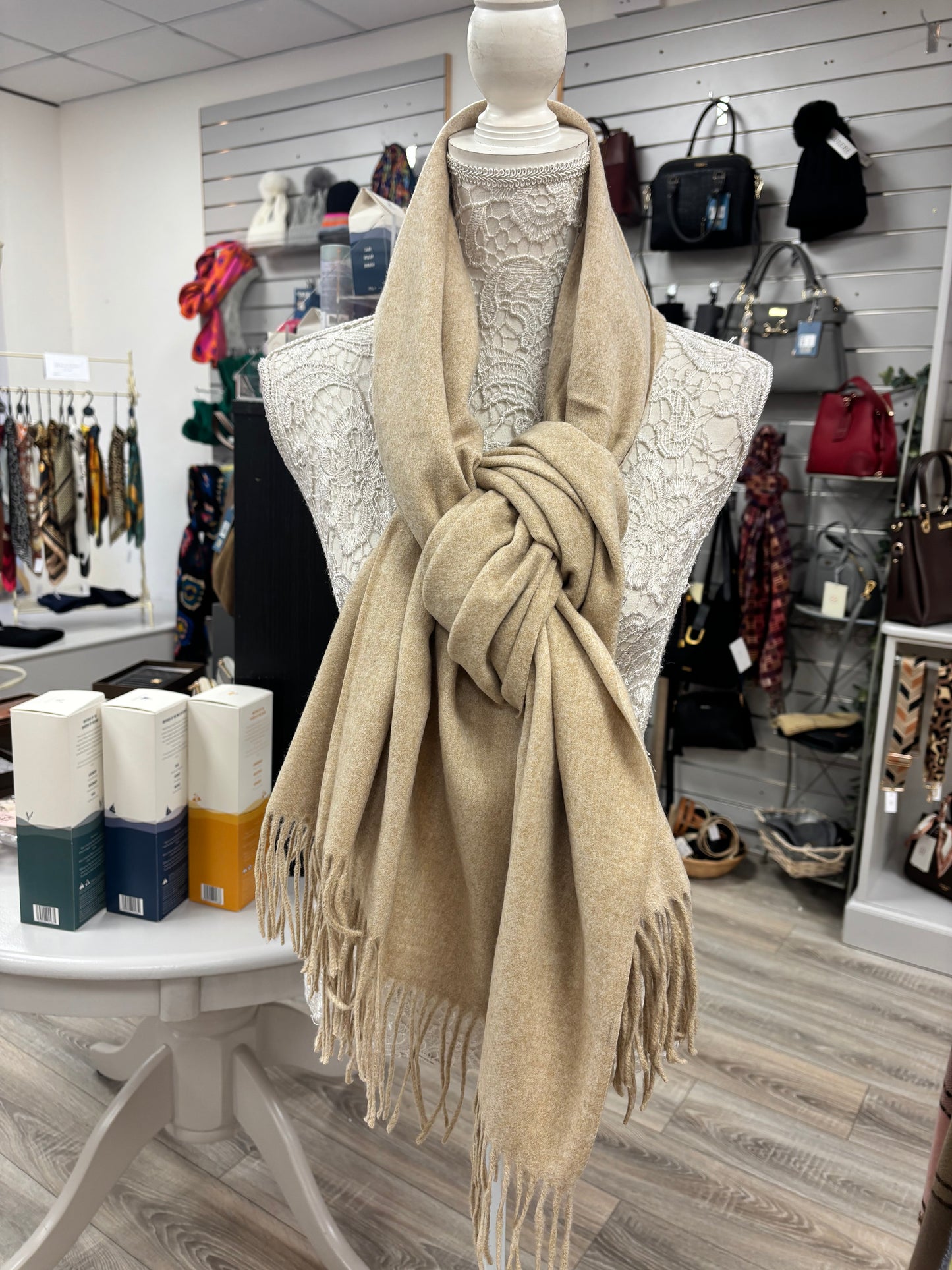 Savi plain tassel scarf