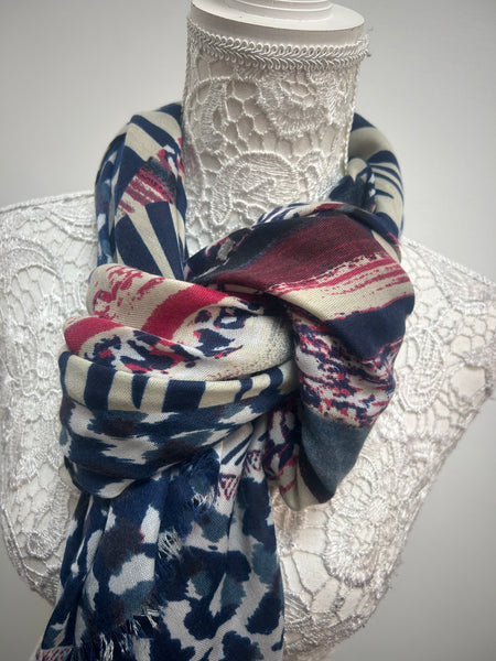 Winnie lightweight scarf