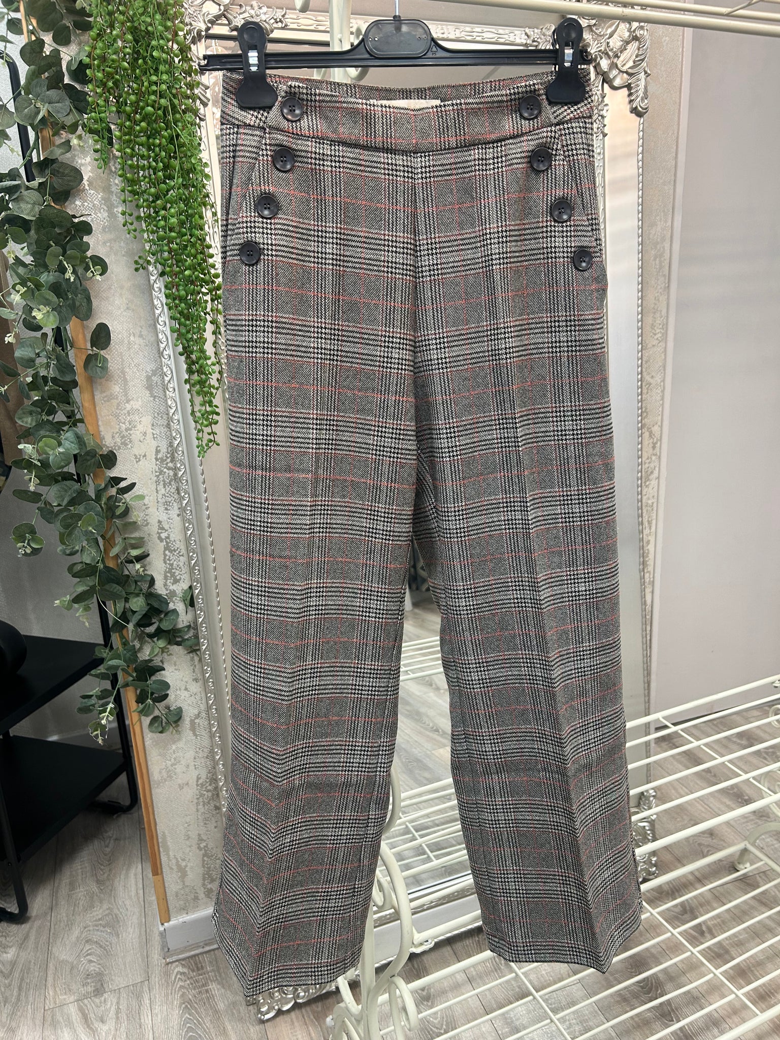 Nina Wide leg pants with buttons