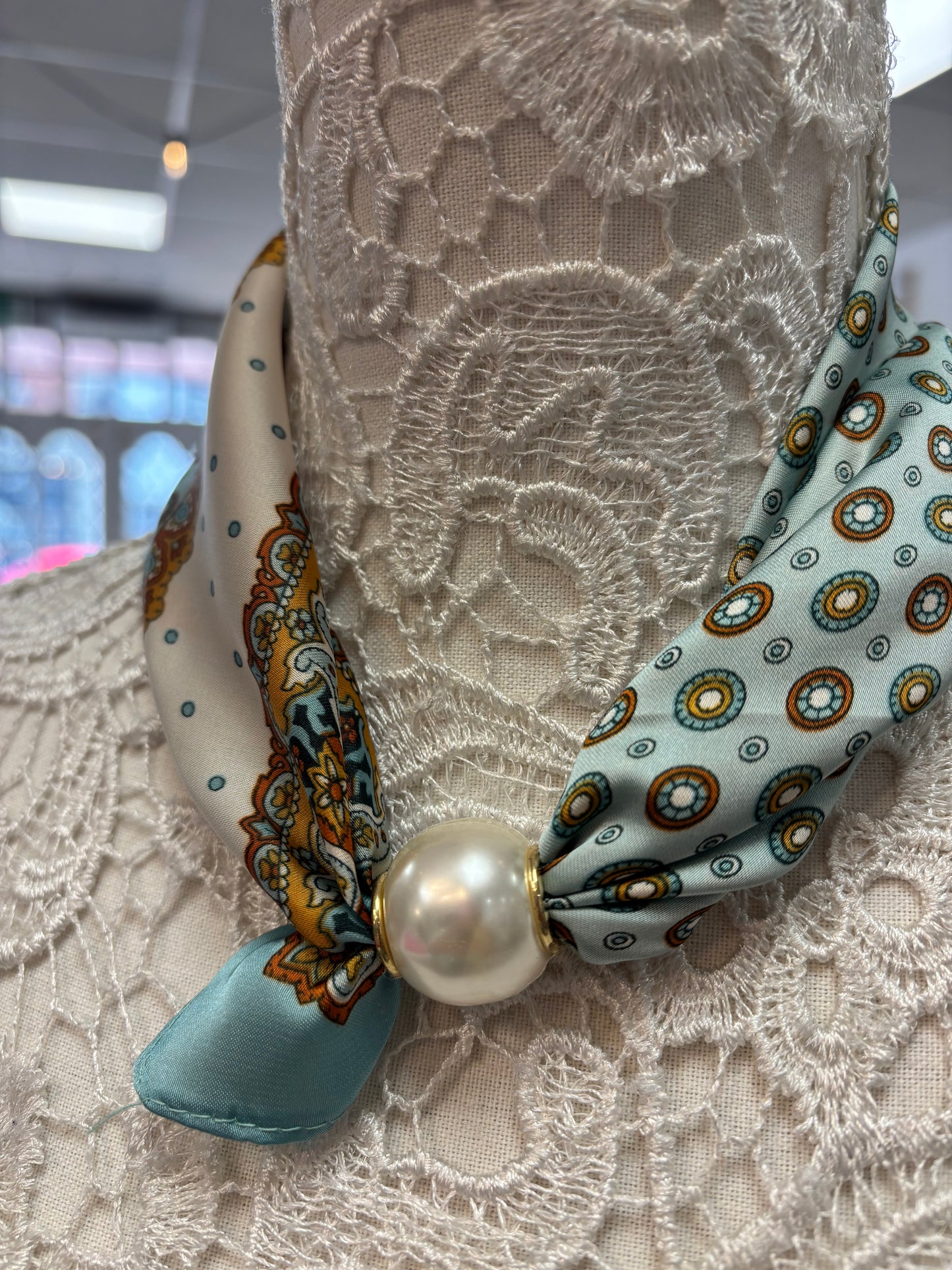 Talia magnetic pearl scarf/necklace