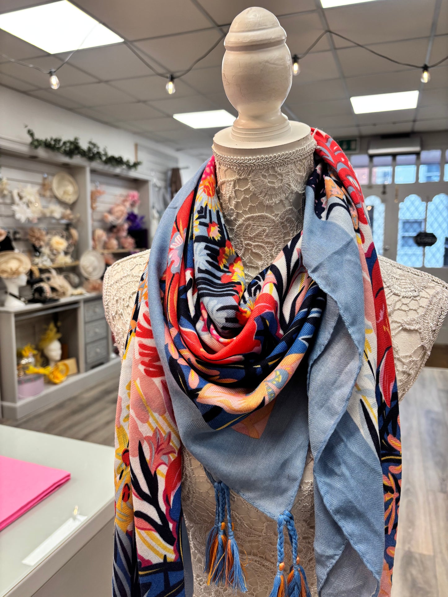 Lena tassle scarf