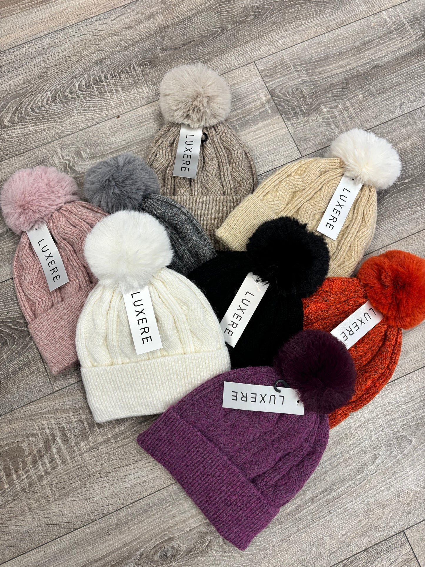 Harri Pom Pom hat