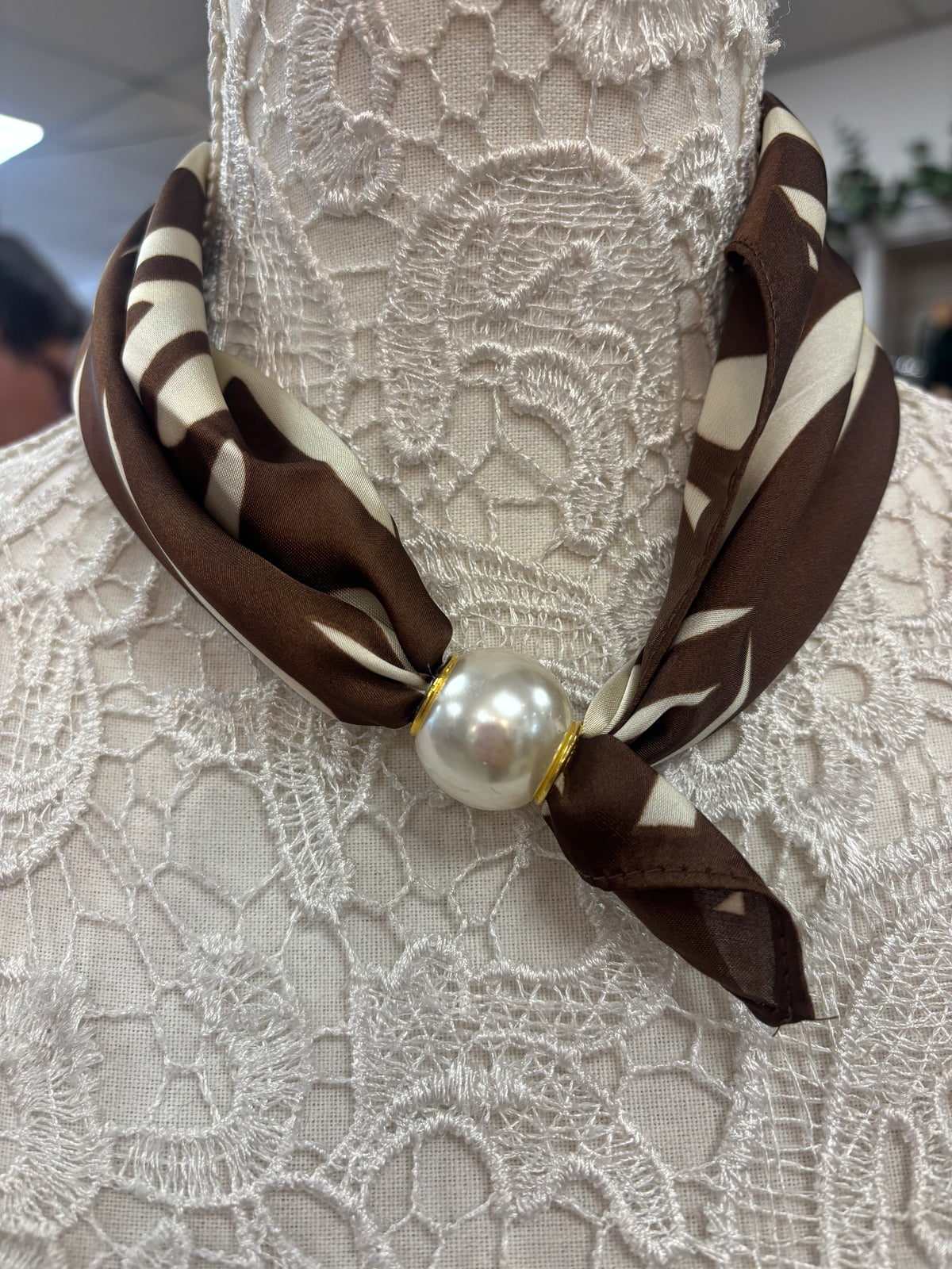Ava pearl scarf