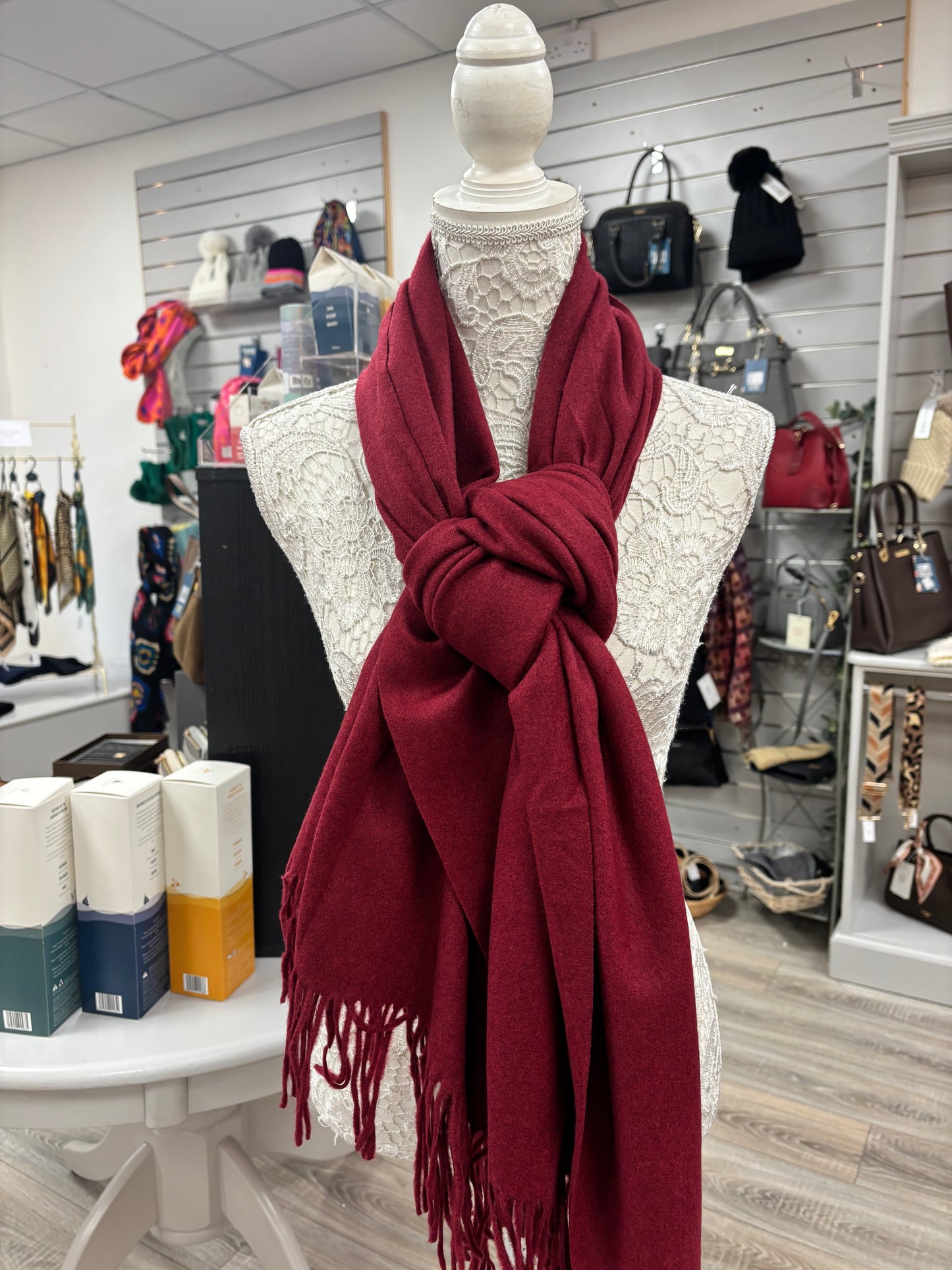 Savi plain tassel scarf
