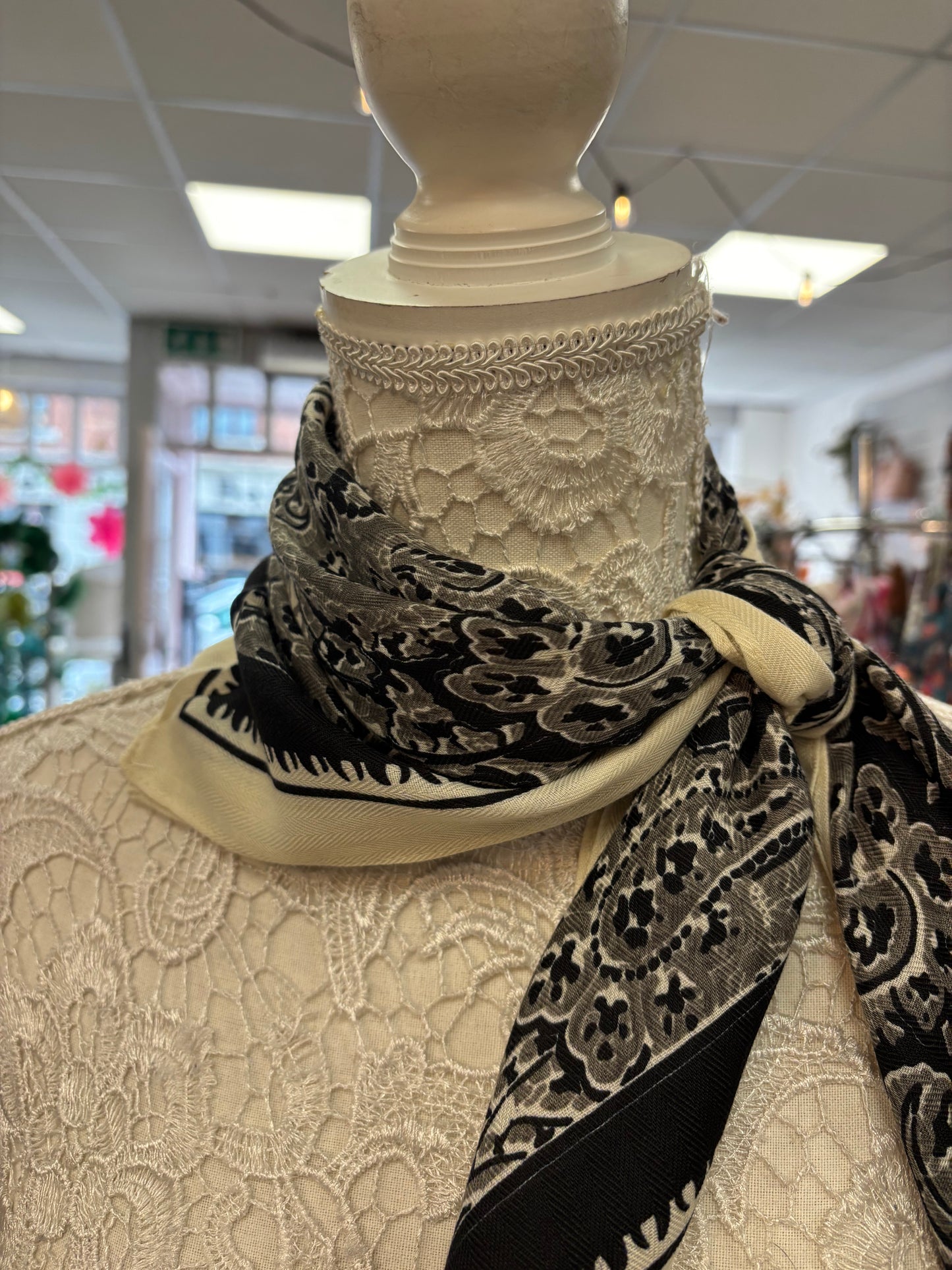 Paige brush cotton neck scarf