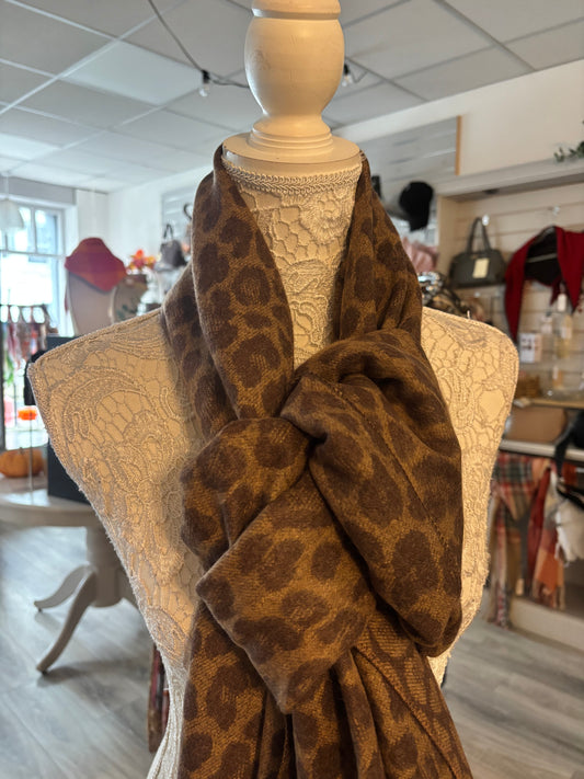 Anna animal print heavy scarf