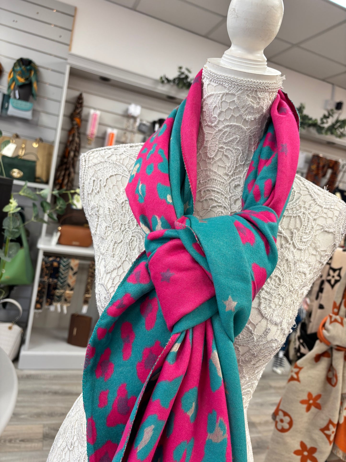 Lexi Scarf