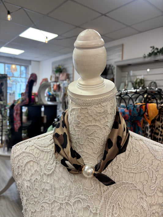 Allie Pearl scarf
