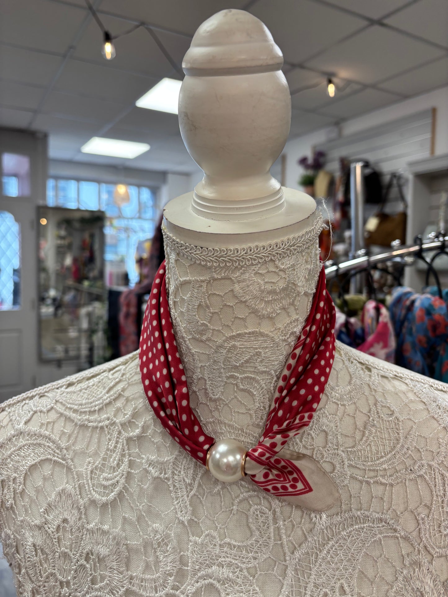 Chantelle dotty scarf