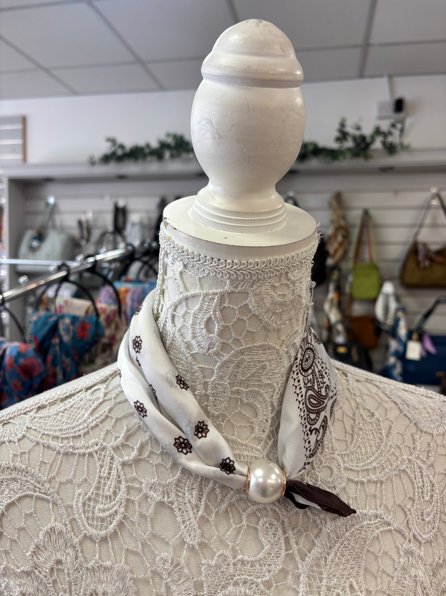 Zinia magnetic pearl scarf/necklace