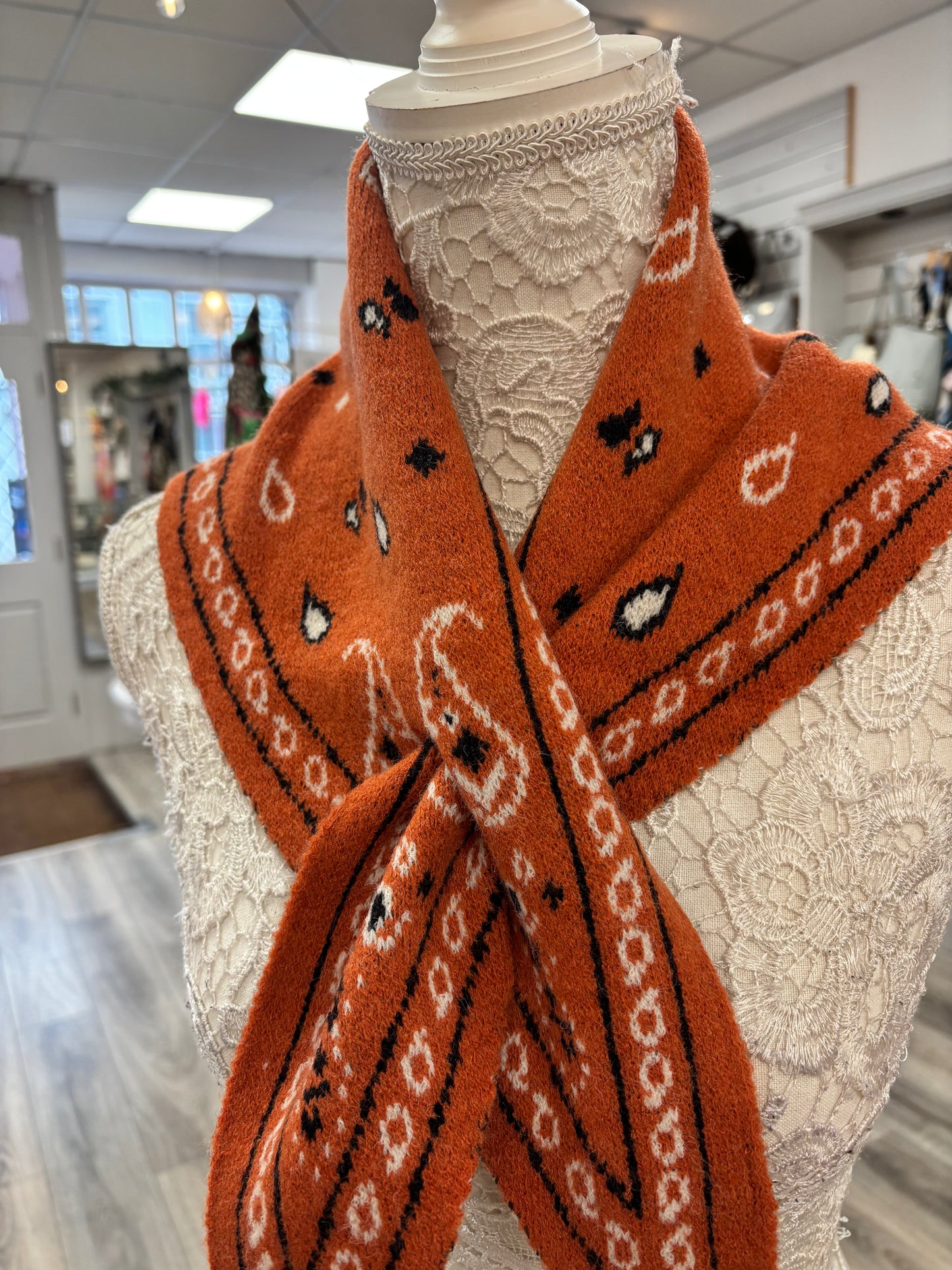 Cora knit pull through scarf