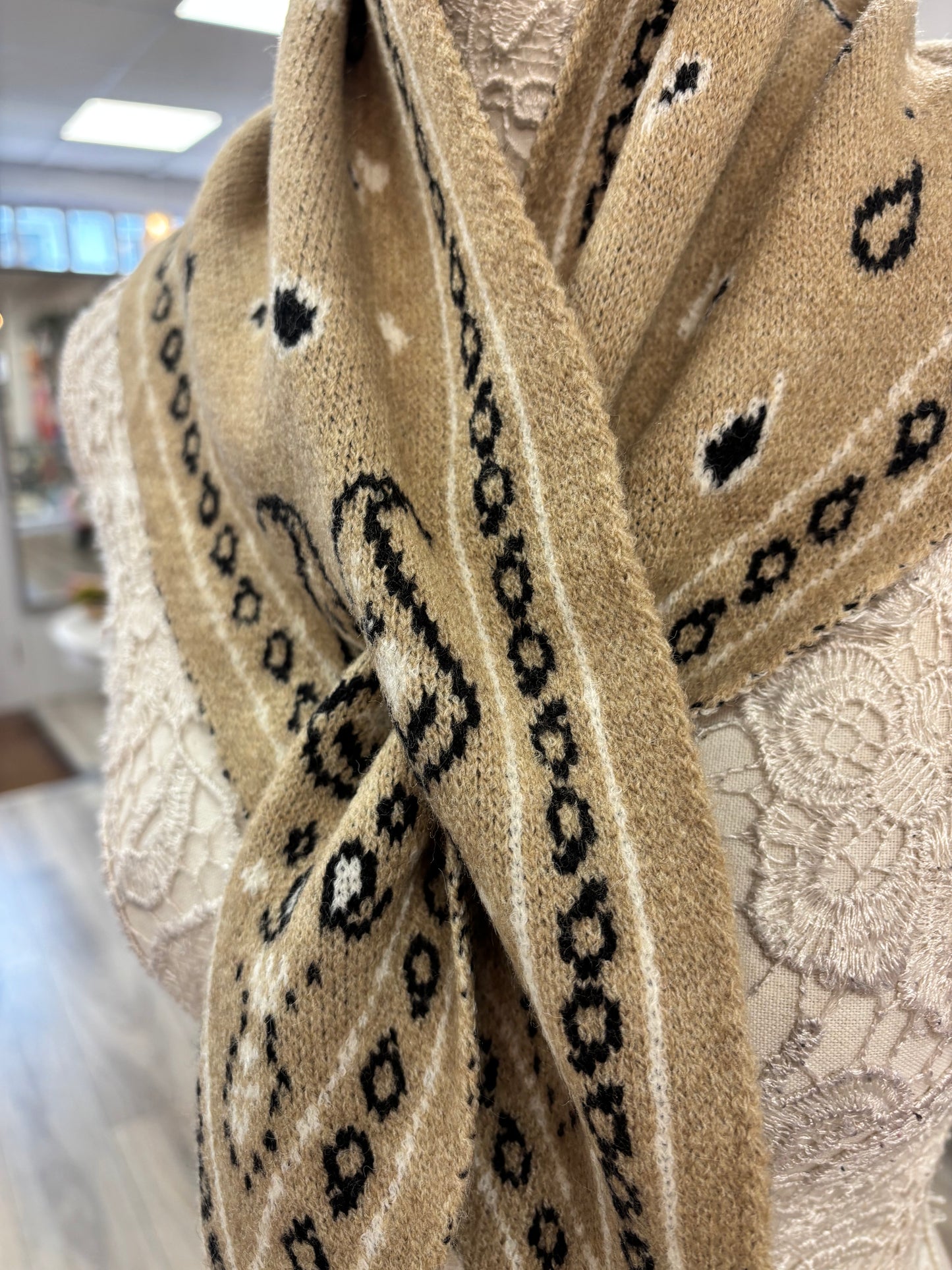 Cora knit pull through scarf