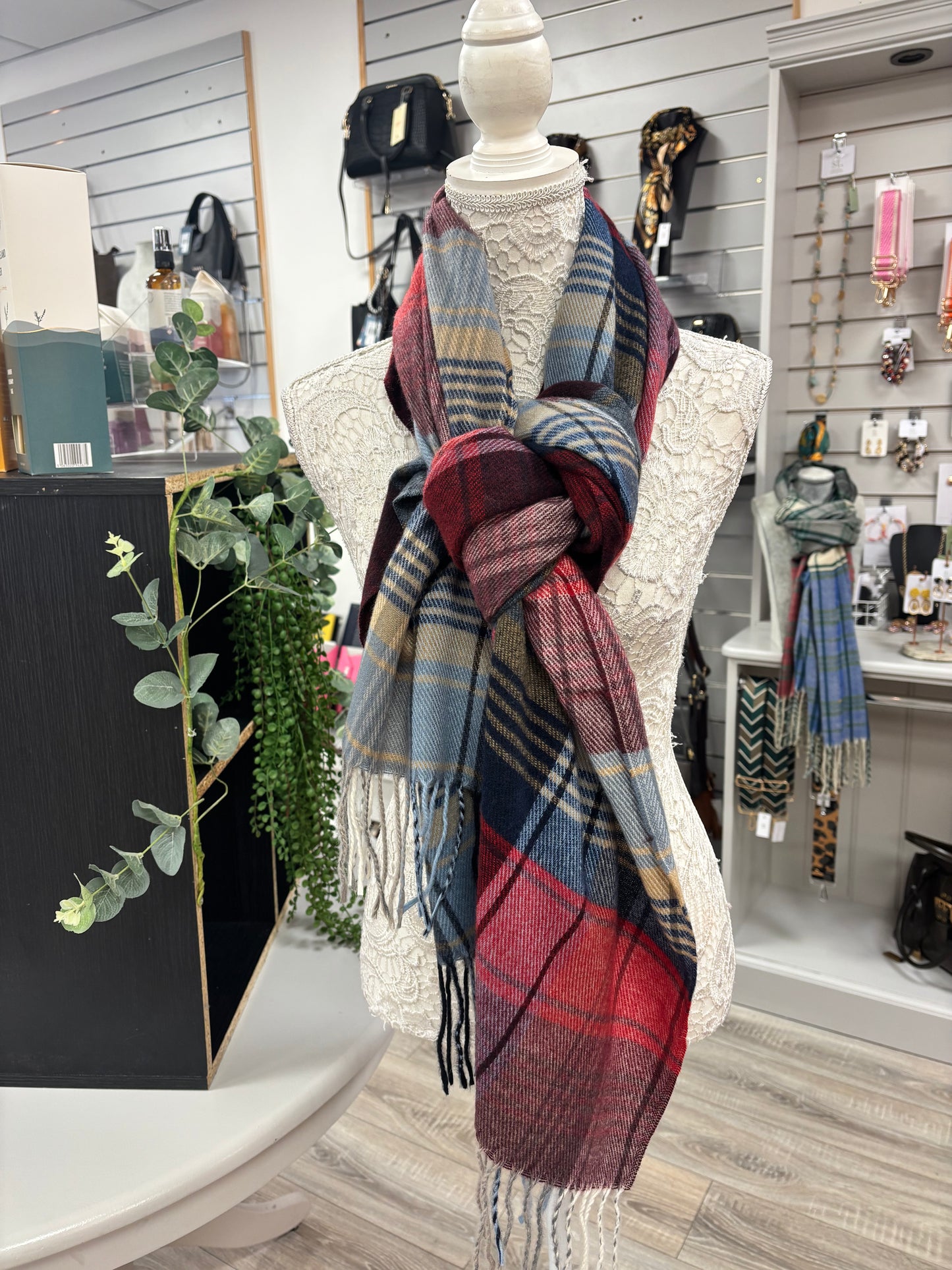 Gracie checked scarf