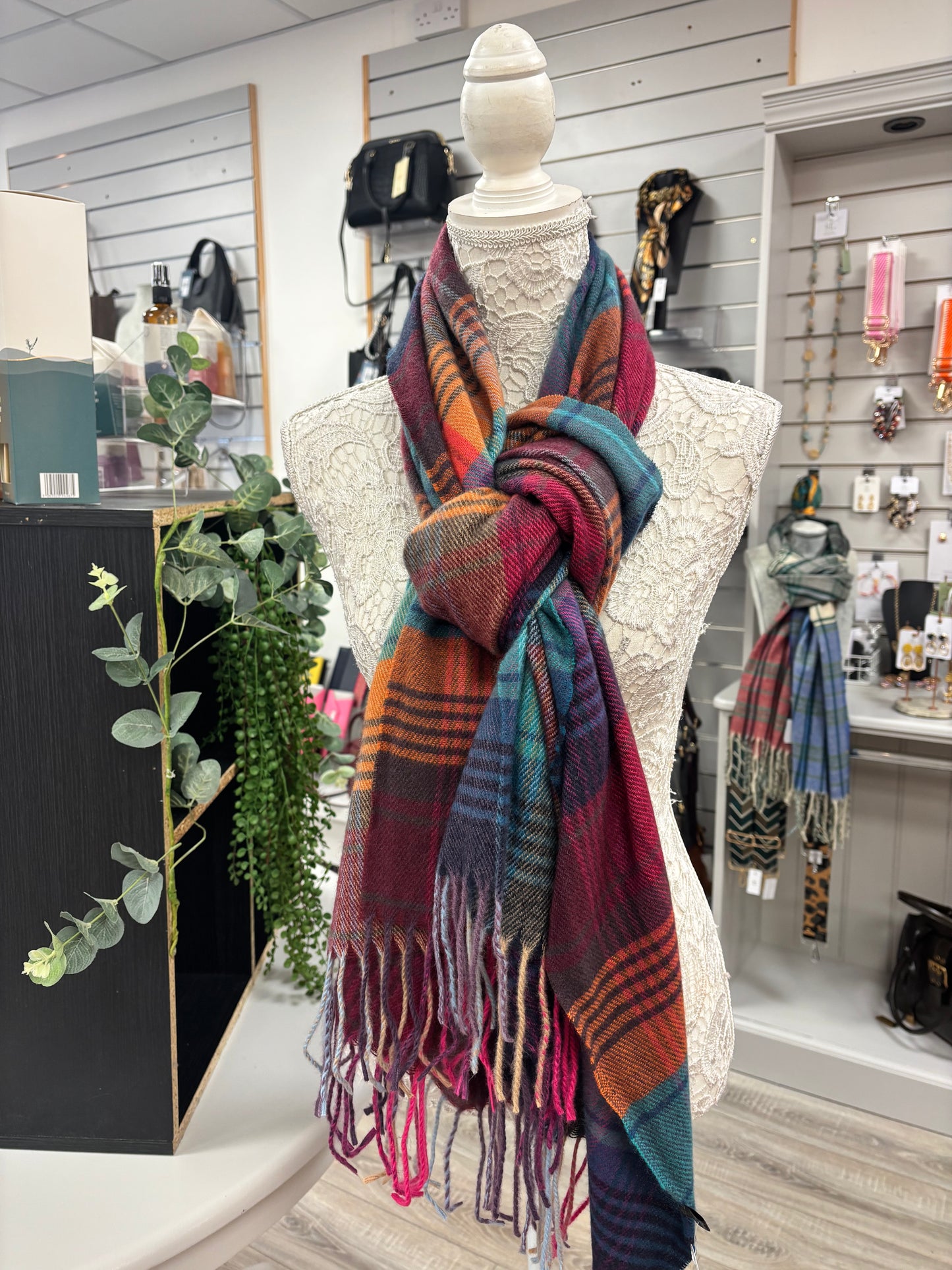 Gracie checked scarf