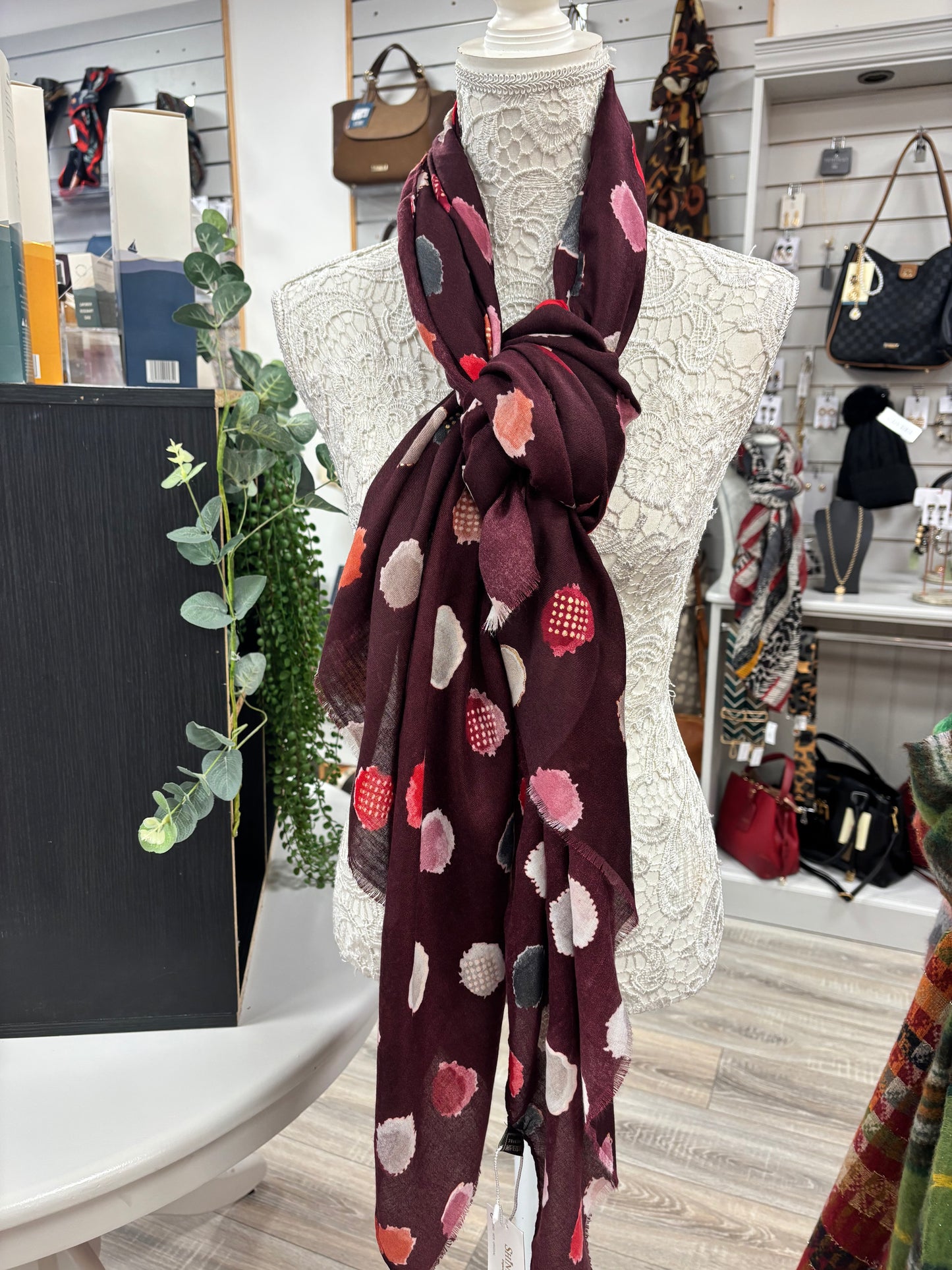 Bonnie light weight Autumn scarf