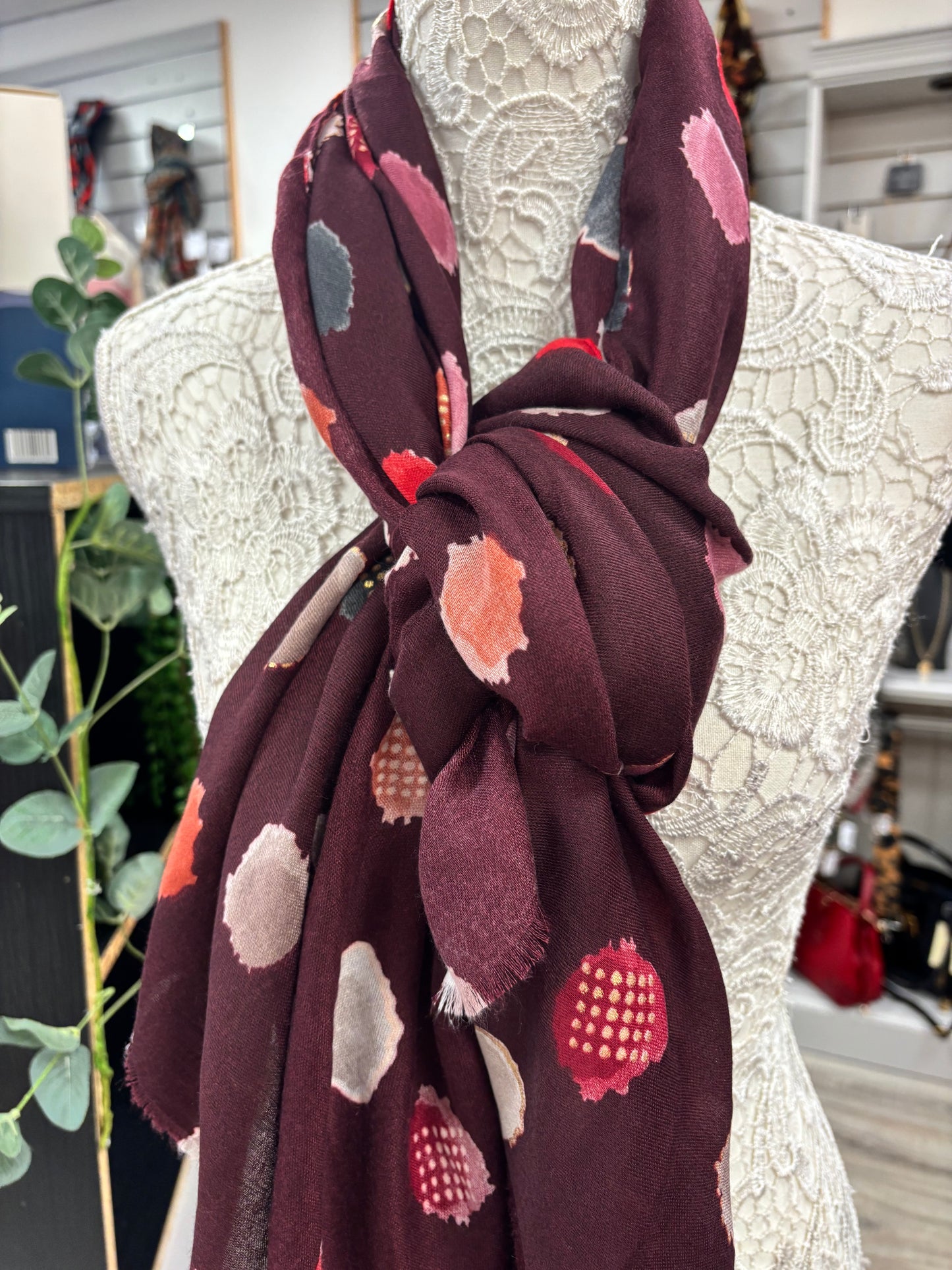 Bonnie light weight Autumn scarf