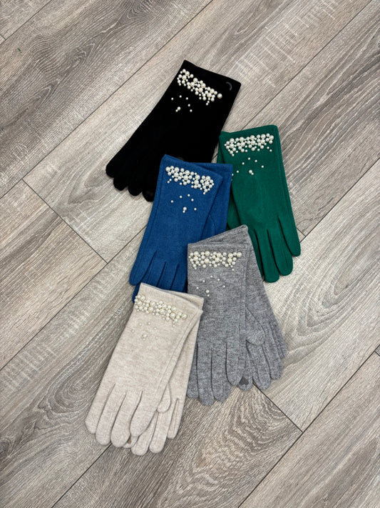 Pearl gloves