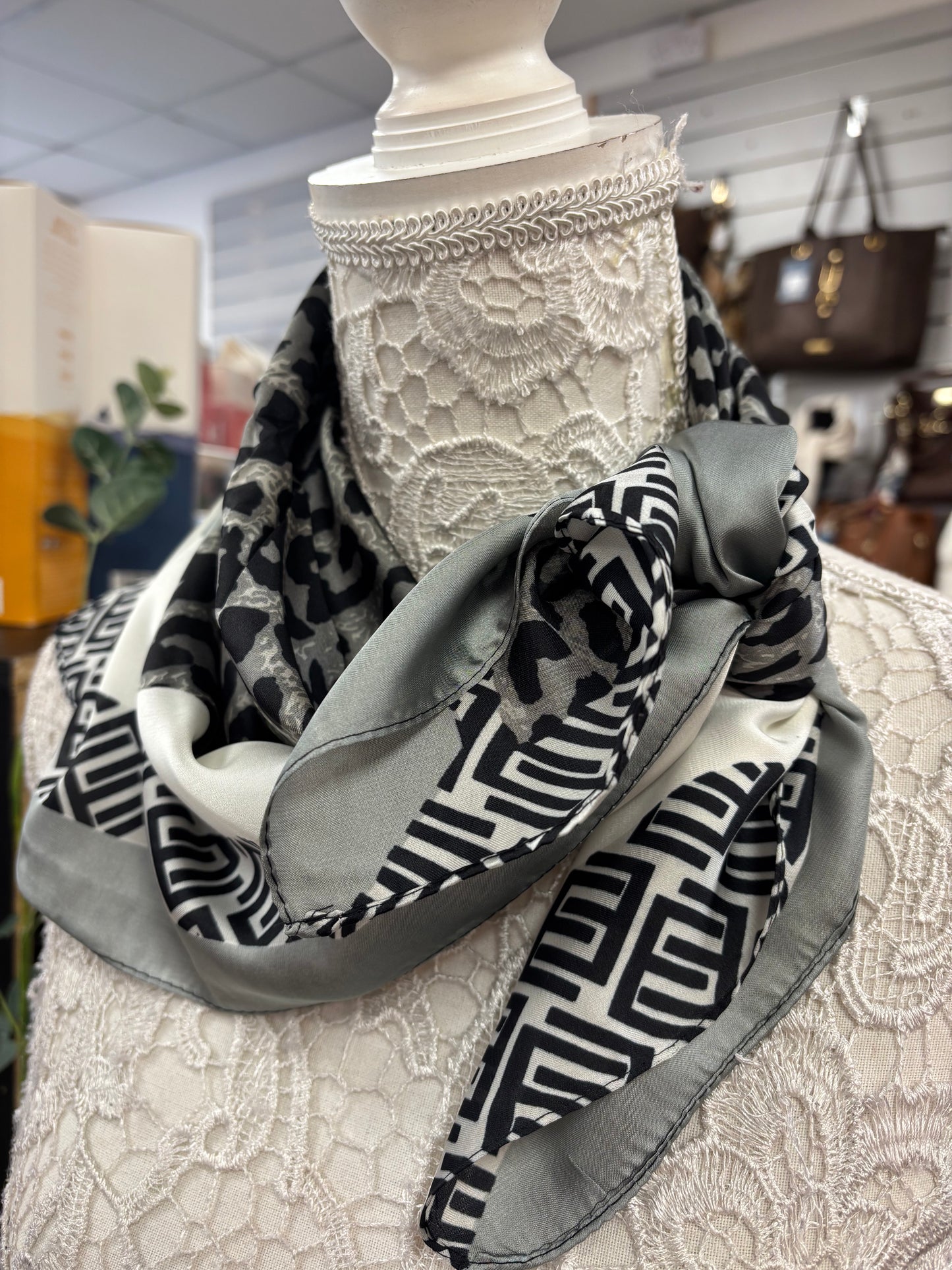New Neck scarves