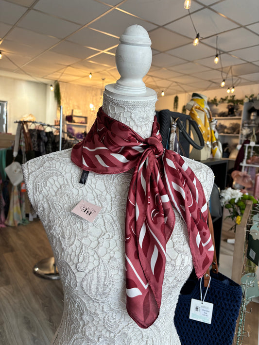 Greta neck scarf