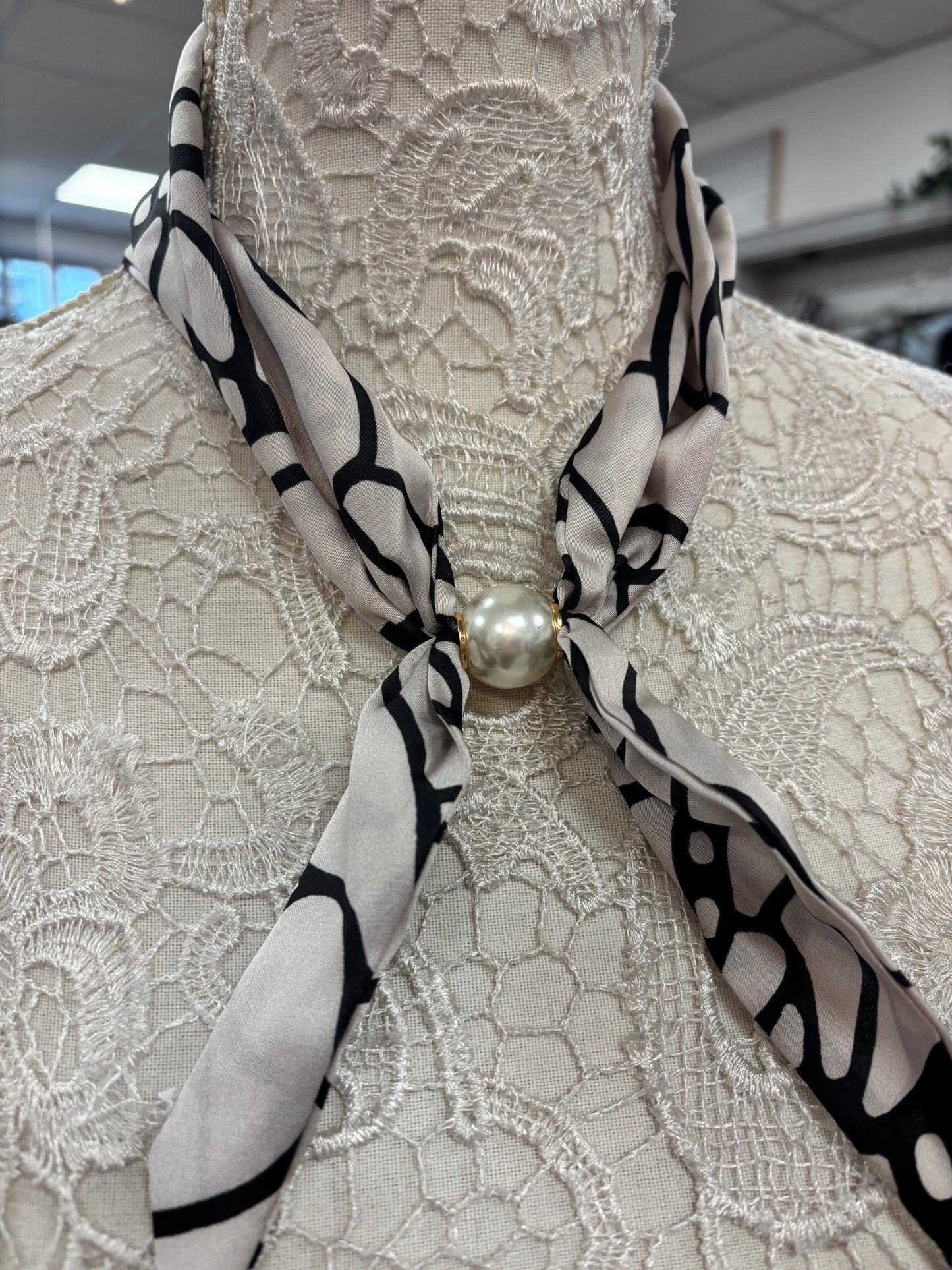 Francis double tie scarf