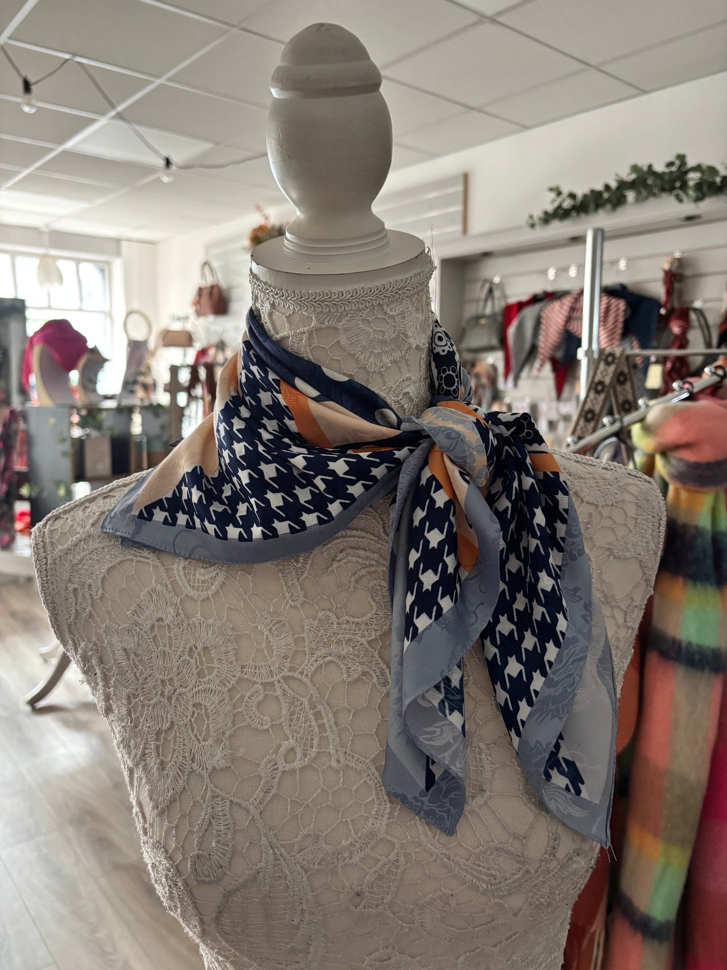 Nuala neck scarf
