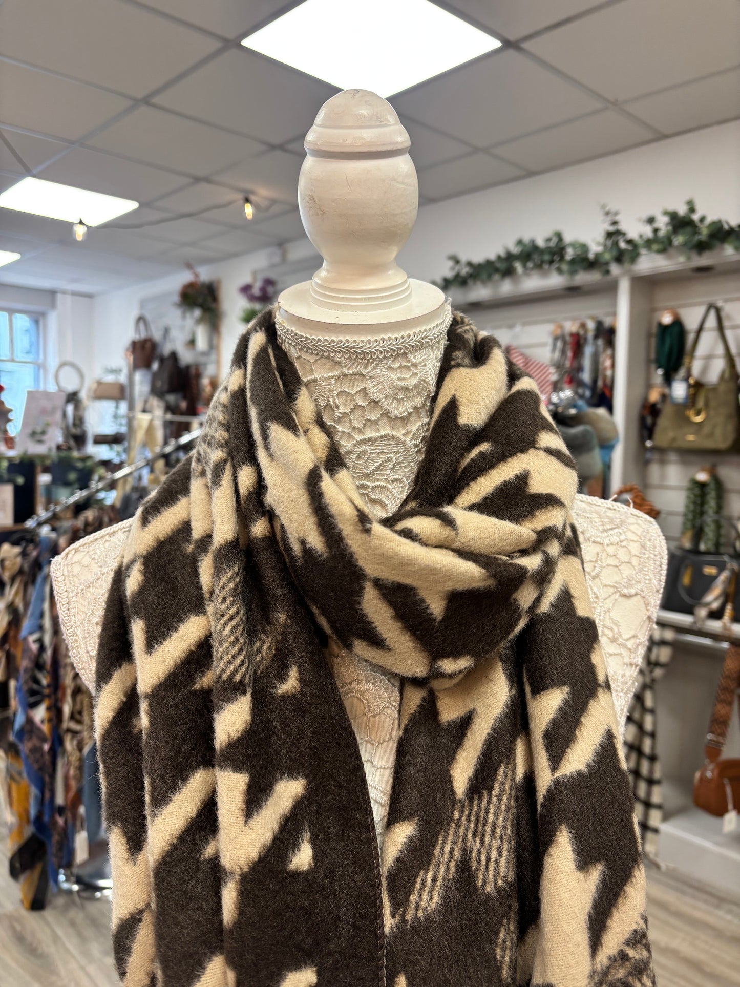 Freda dog tooth check winter scarf