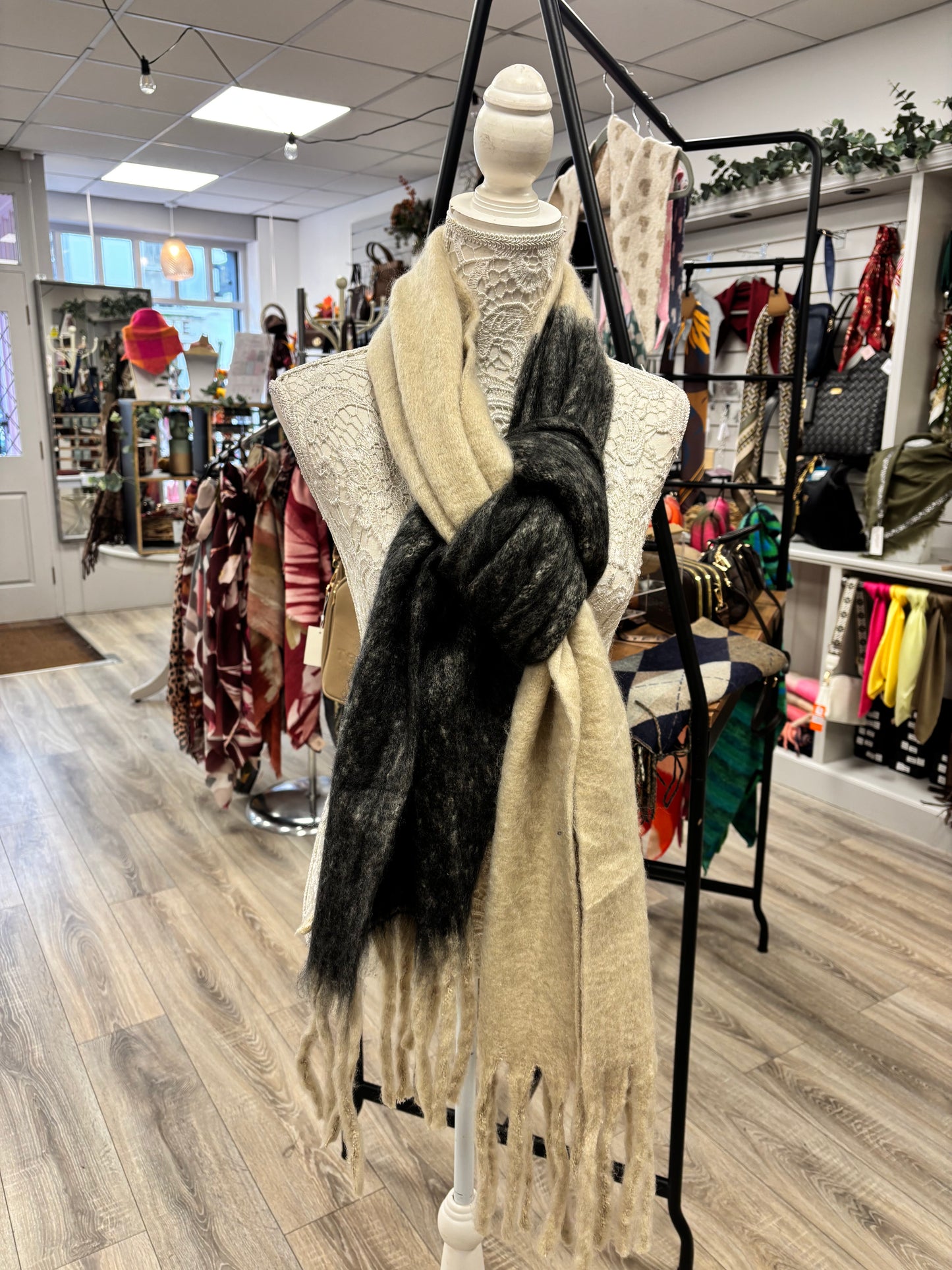 Shola chunky knit scarf