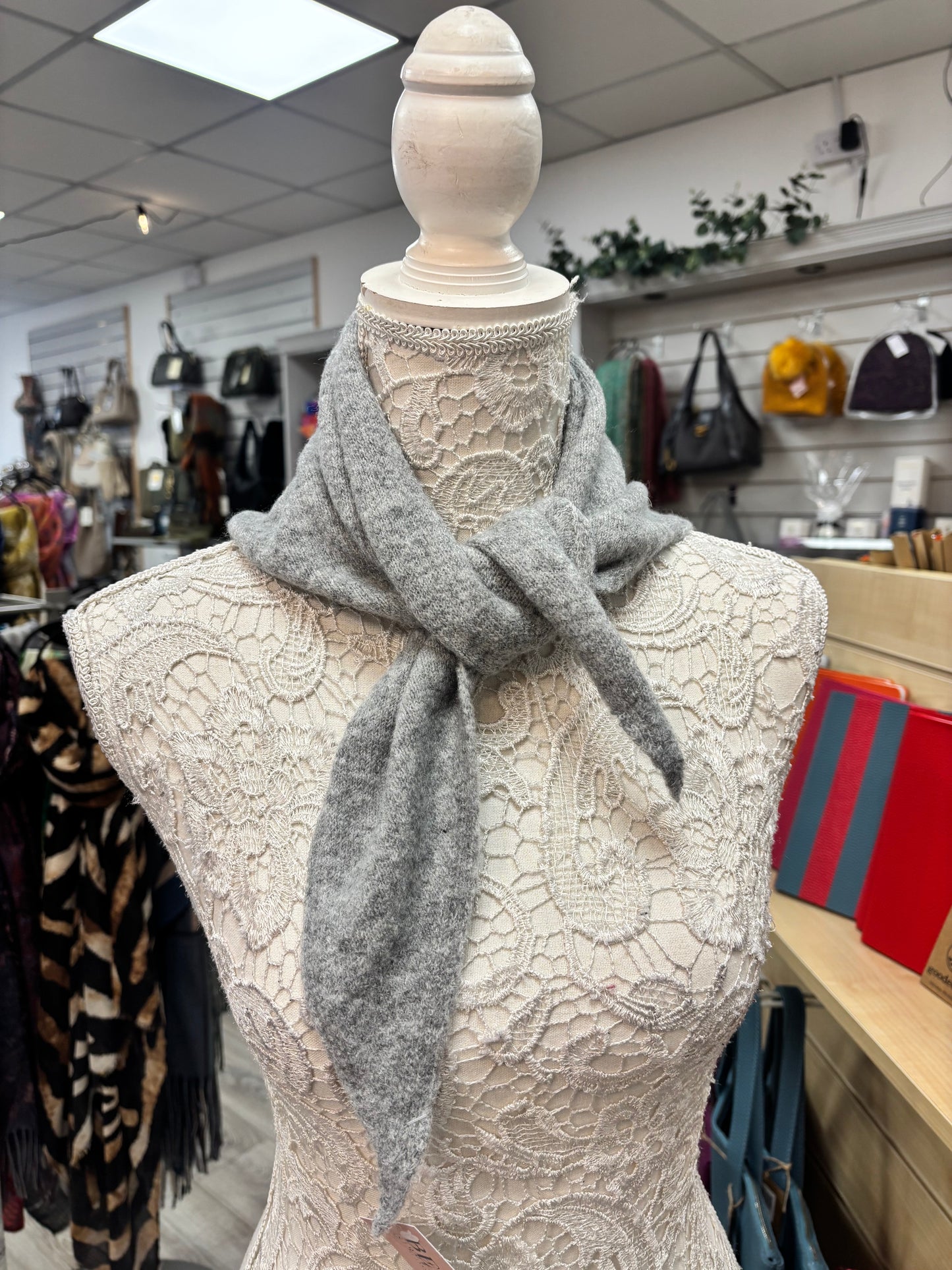 Dinah fine knit neck scarf
