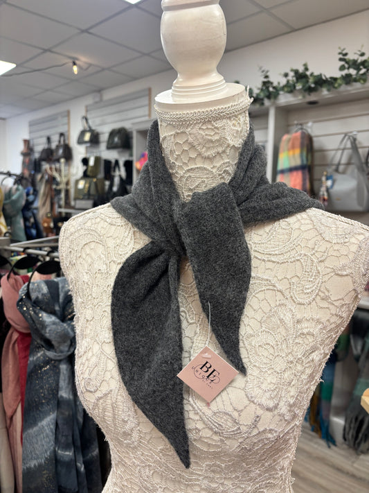 Dinah fine knit neck scarf