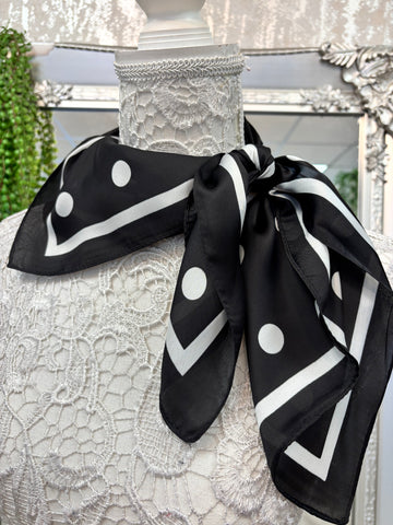 Dotty scarf