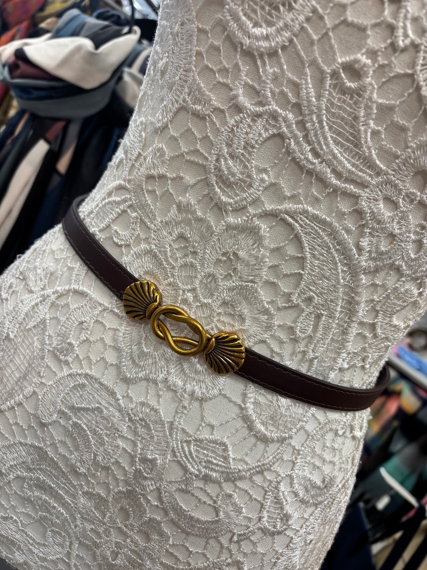 Shell buckle belt