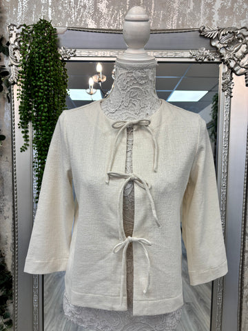 Reida Tie front top