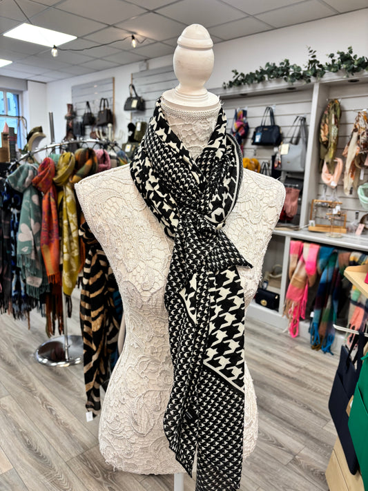 Fern light weight scarf