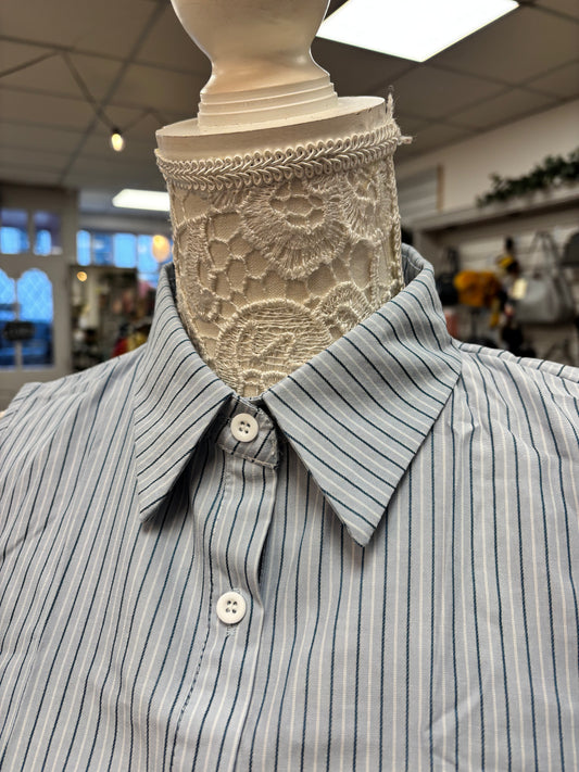 Nola mock collar
