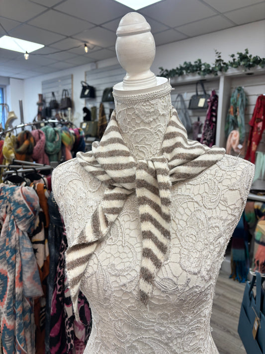 Delta fine knit scarf