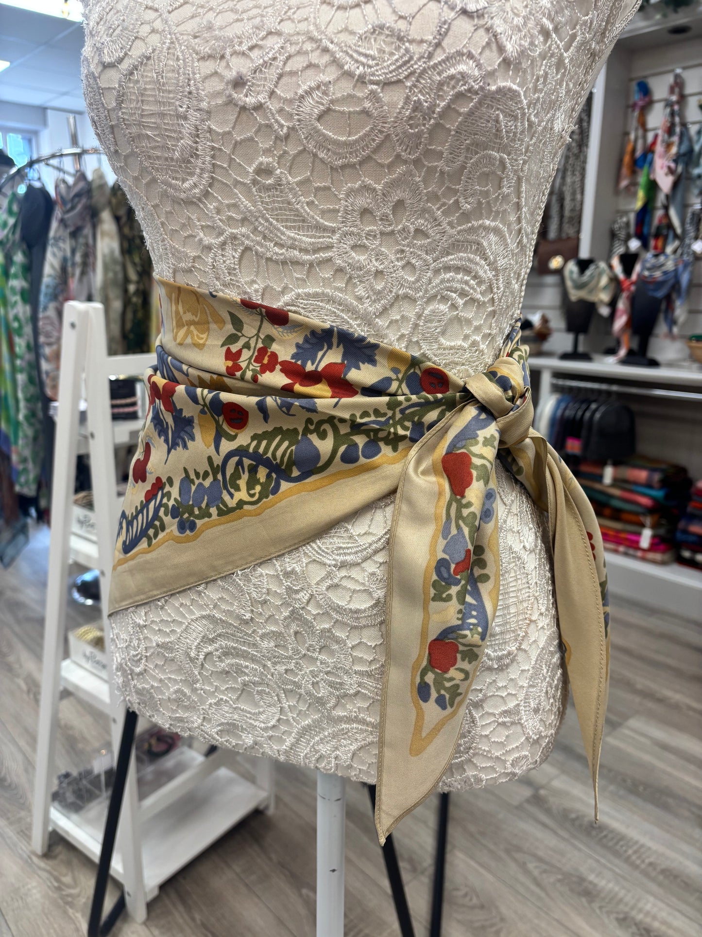 Folksy print scarf