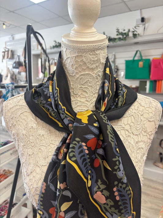 Folksy print scarf