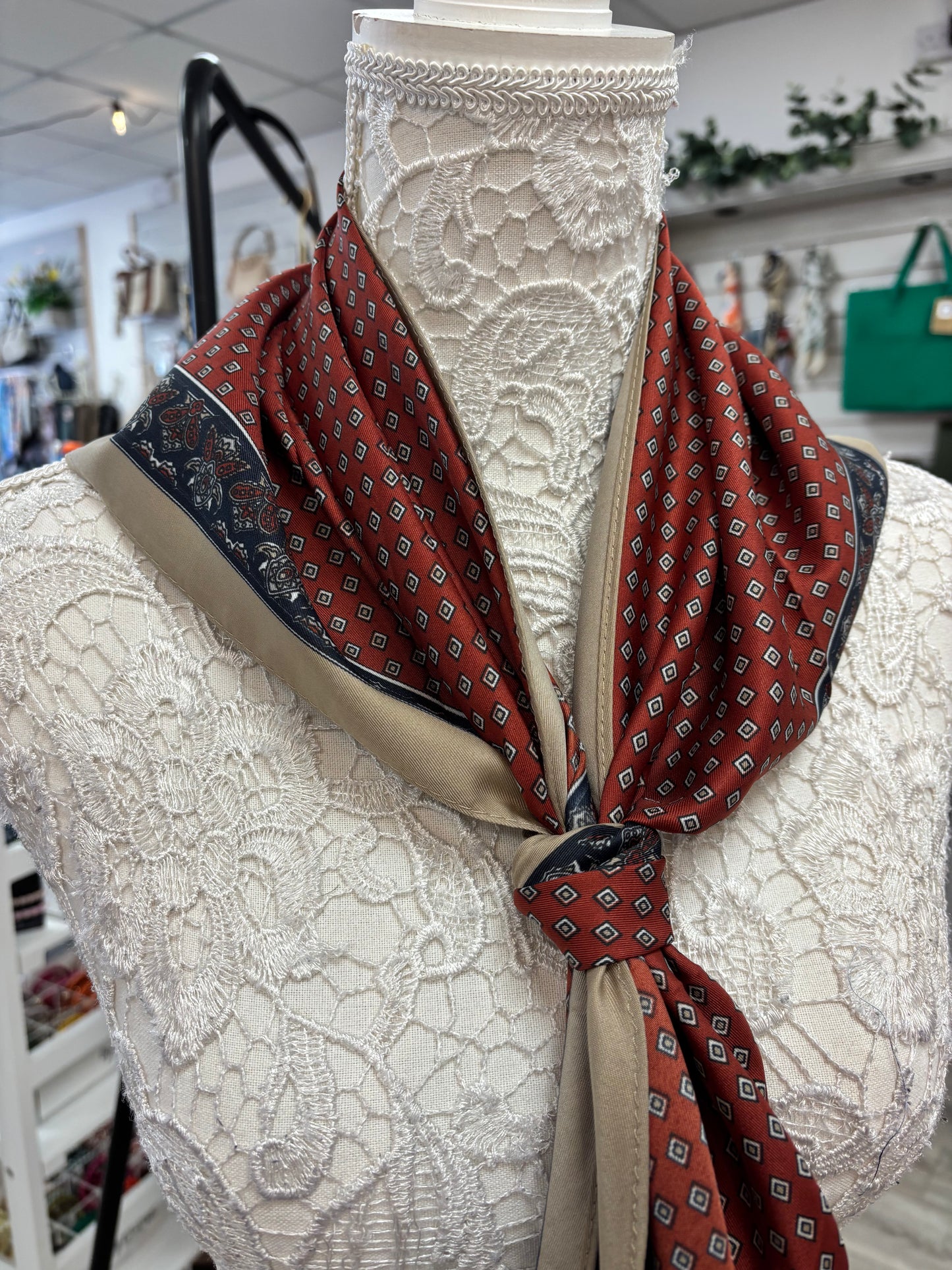 Florence triangle scarf