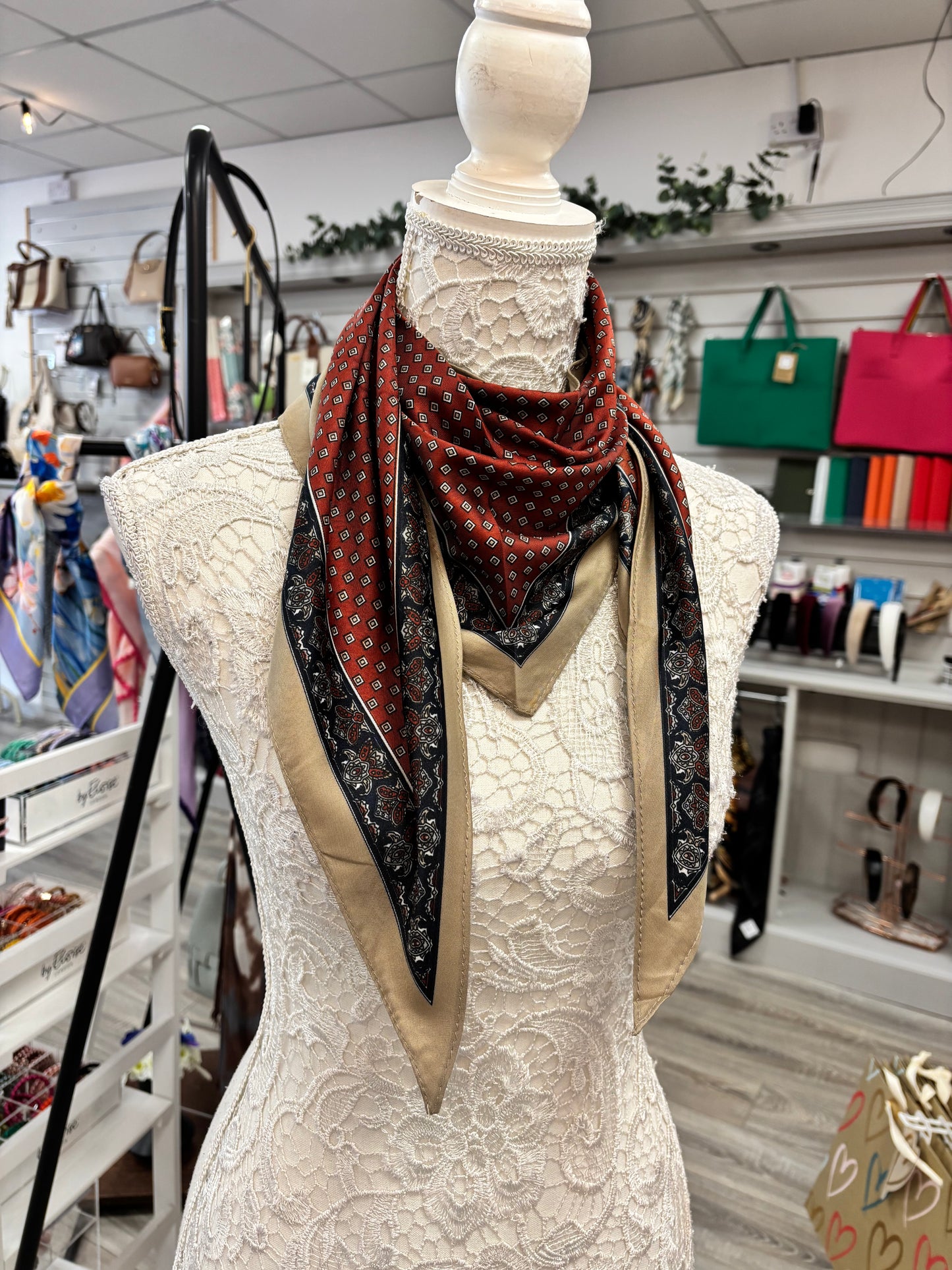 Florence triangle scarf