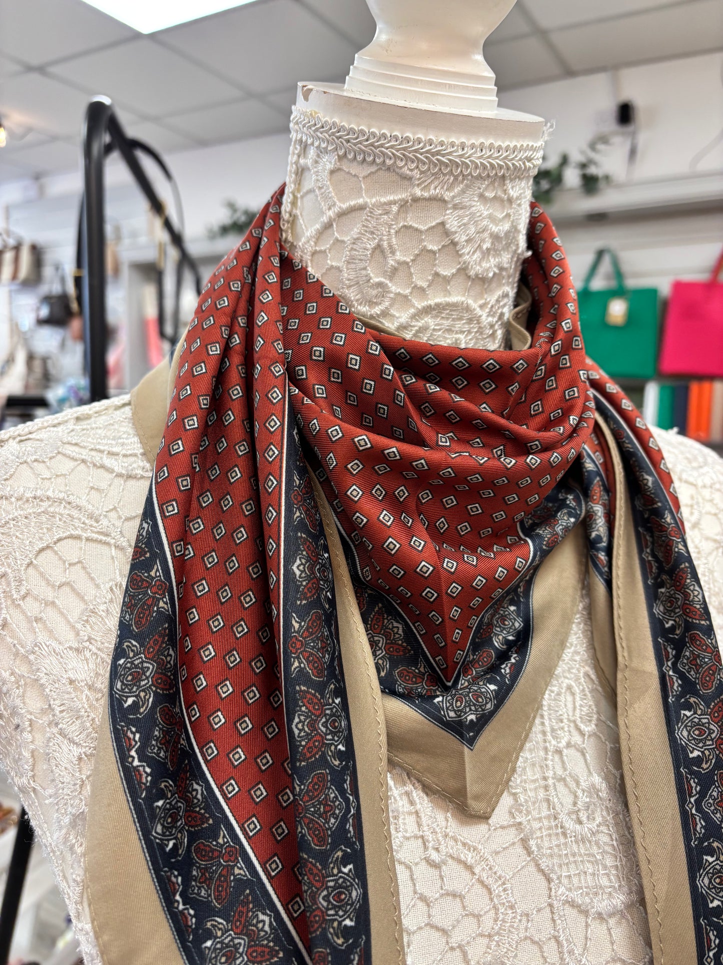 Florence triangle scarf