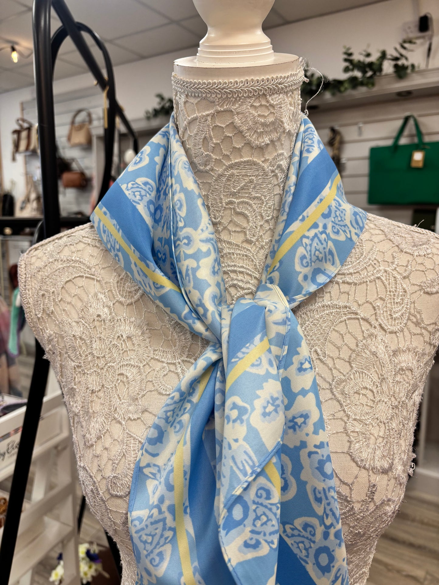 Jess triangle scarf