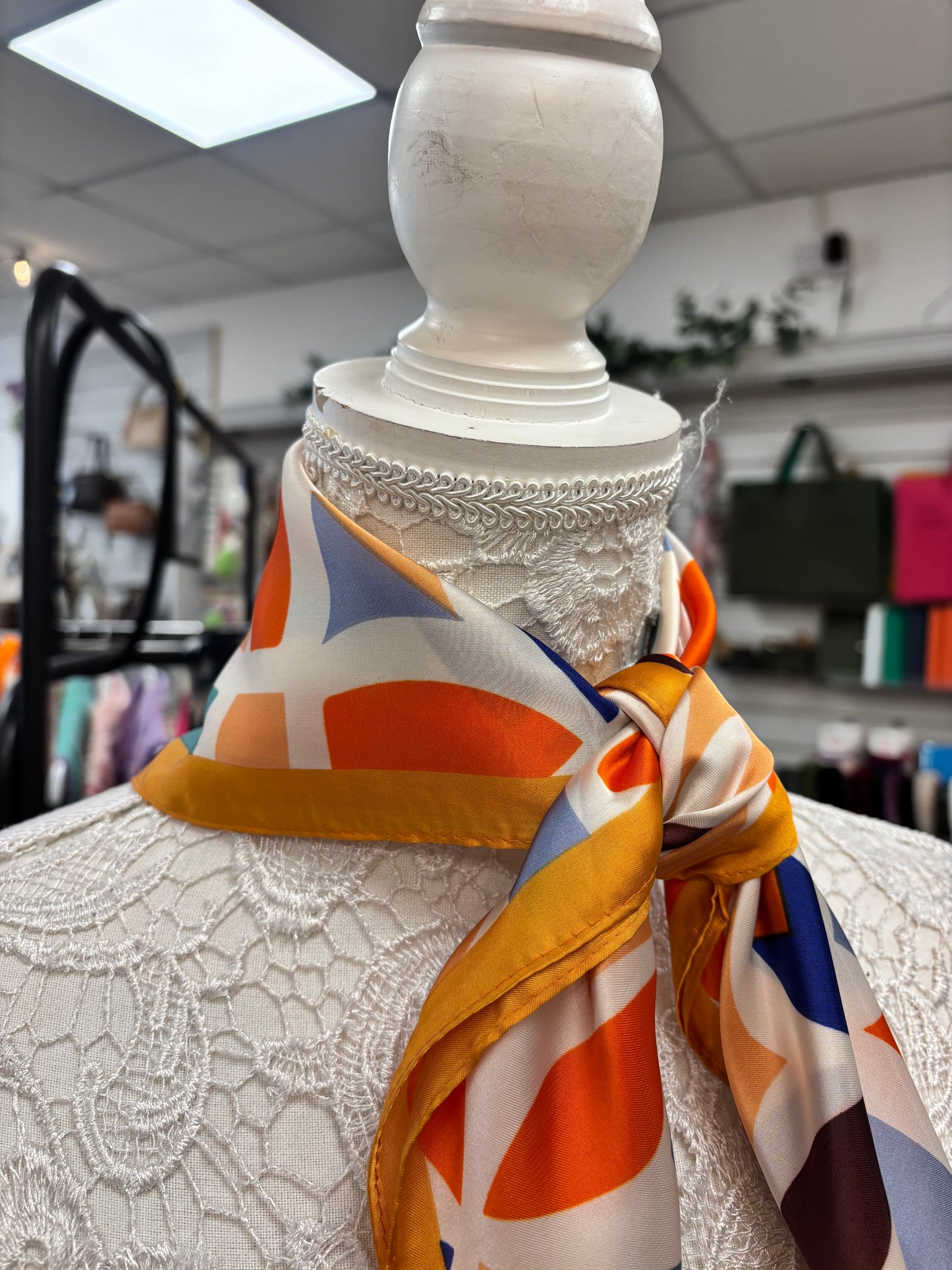 Heidi neck scarf