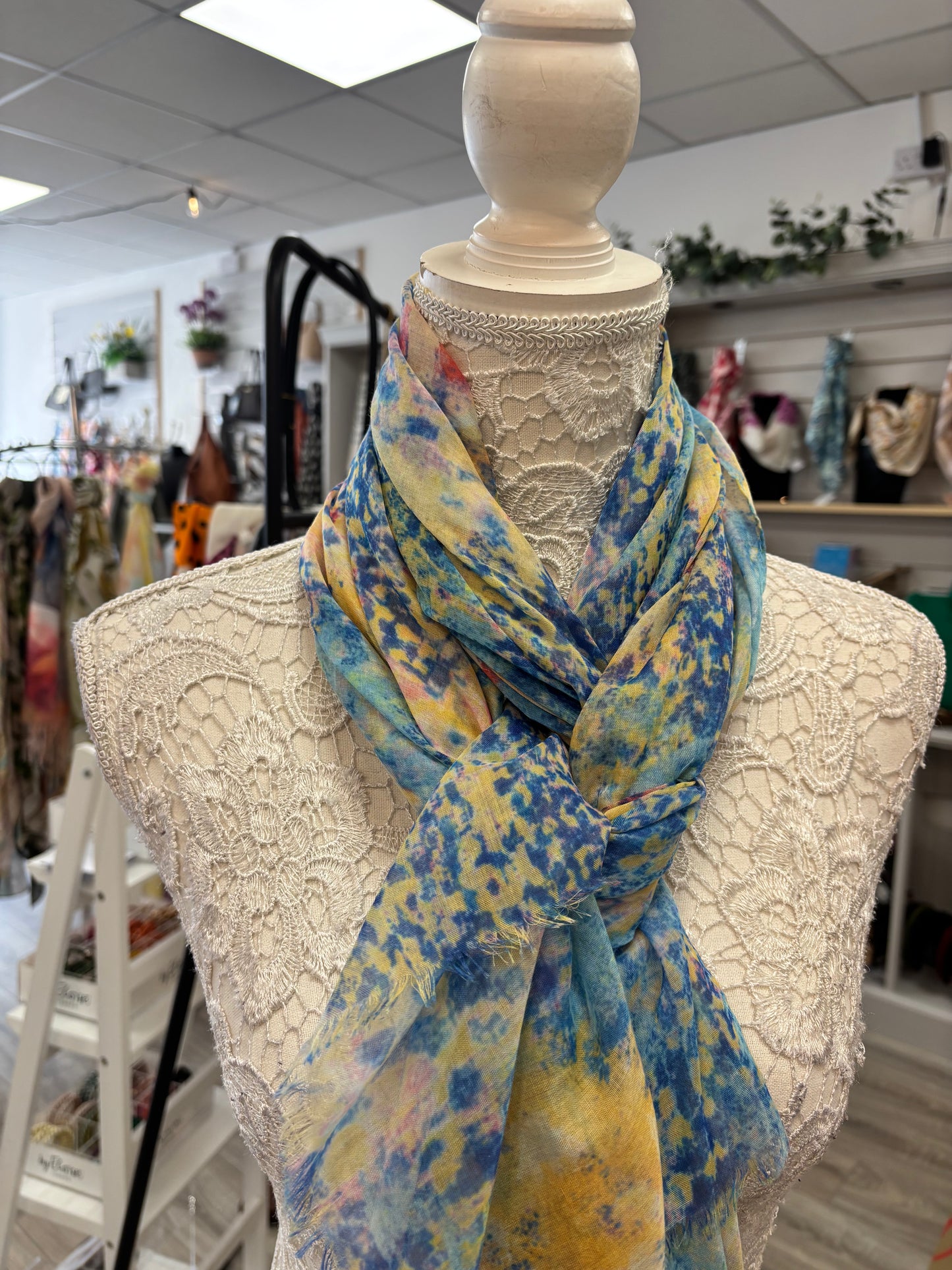 Nolene scarf