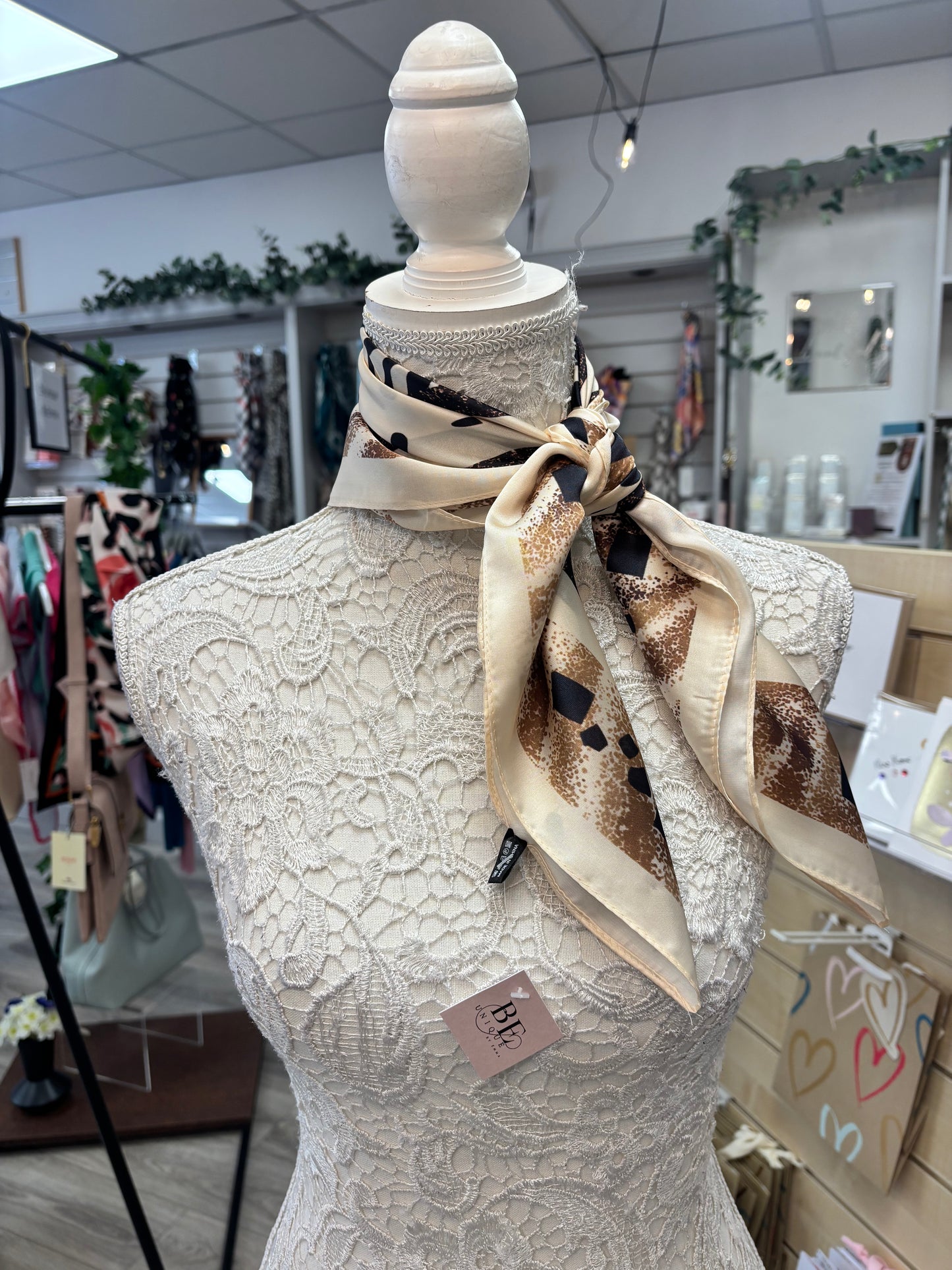 Gilly animal print neck scarf