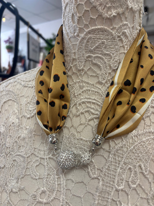 Jules diamanté necklace/ scarf